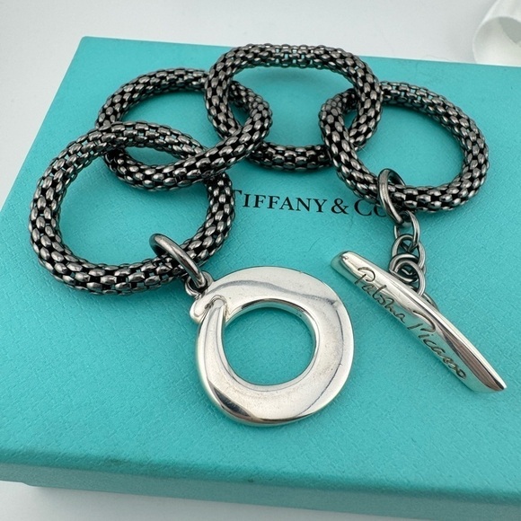 RARE Tiffany & Co. Mesh Toggle Bracelet by Paloma Picasso Sterling Silver - Picture 4 of 8